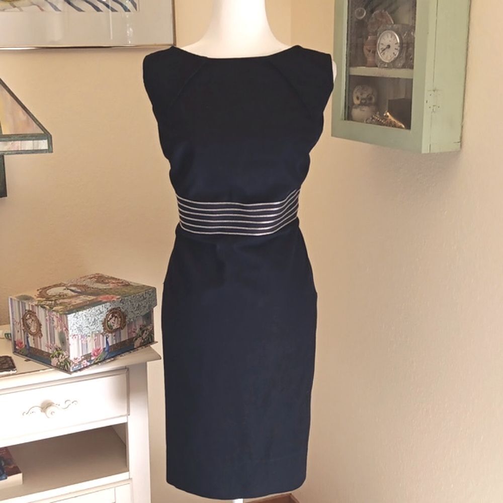 London Times Black Sheath Midi Dress Sleeveless Crew Neck. Zipper Detail.